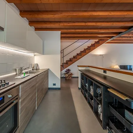 Dufour 2 Lusso, Piscina E Vista Da Sogno ヴィラ ゾアーリ